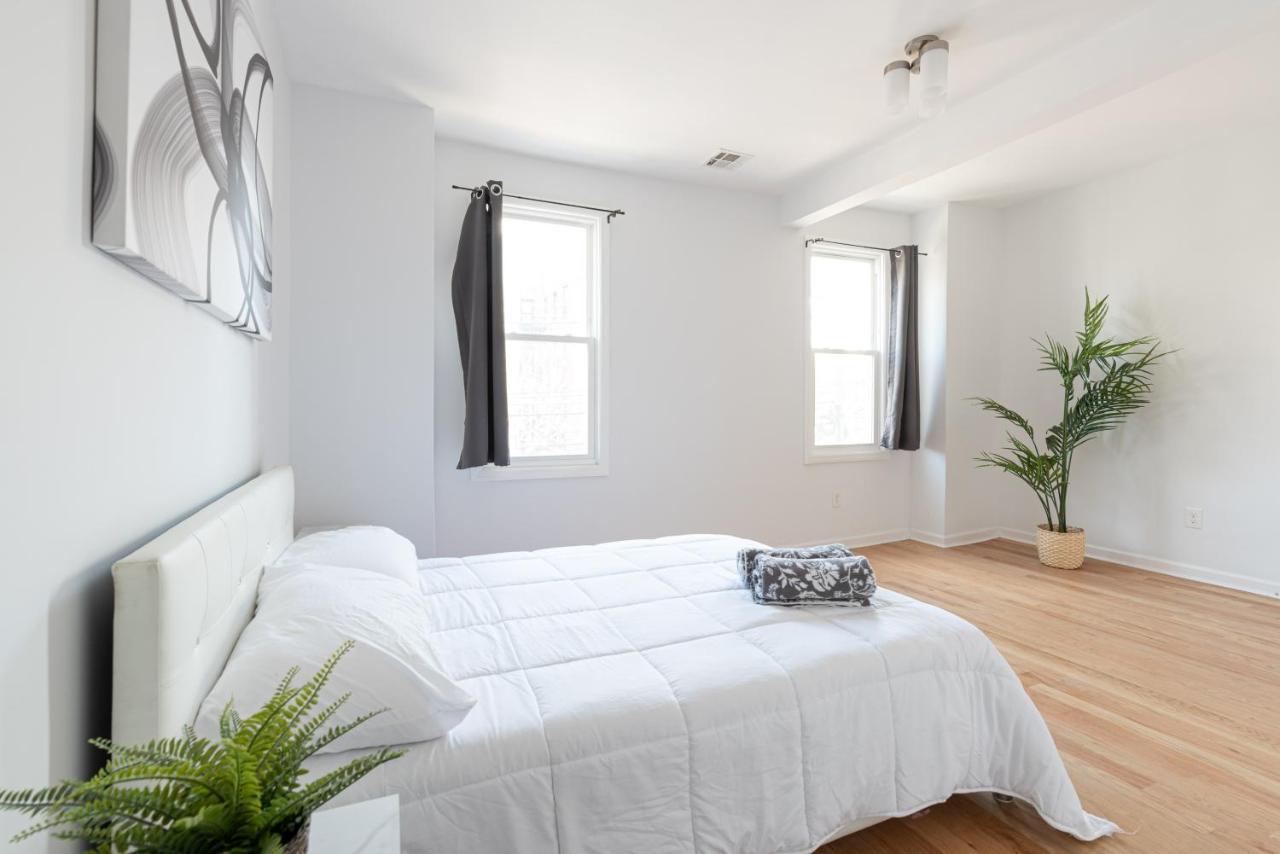 Вилла Tranquil Town House With Parking And Laundry - Just 25 Minutes To Time Square! Джерси-Сити Экстерьер фото
