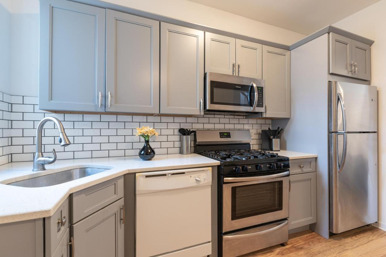 Вилла Tranquil Town House With Parking And Laundry - Just 25 Minutes To Time Square! Джерси-Сити Экстерьер фото