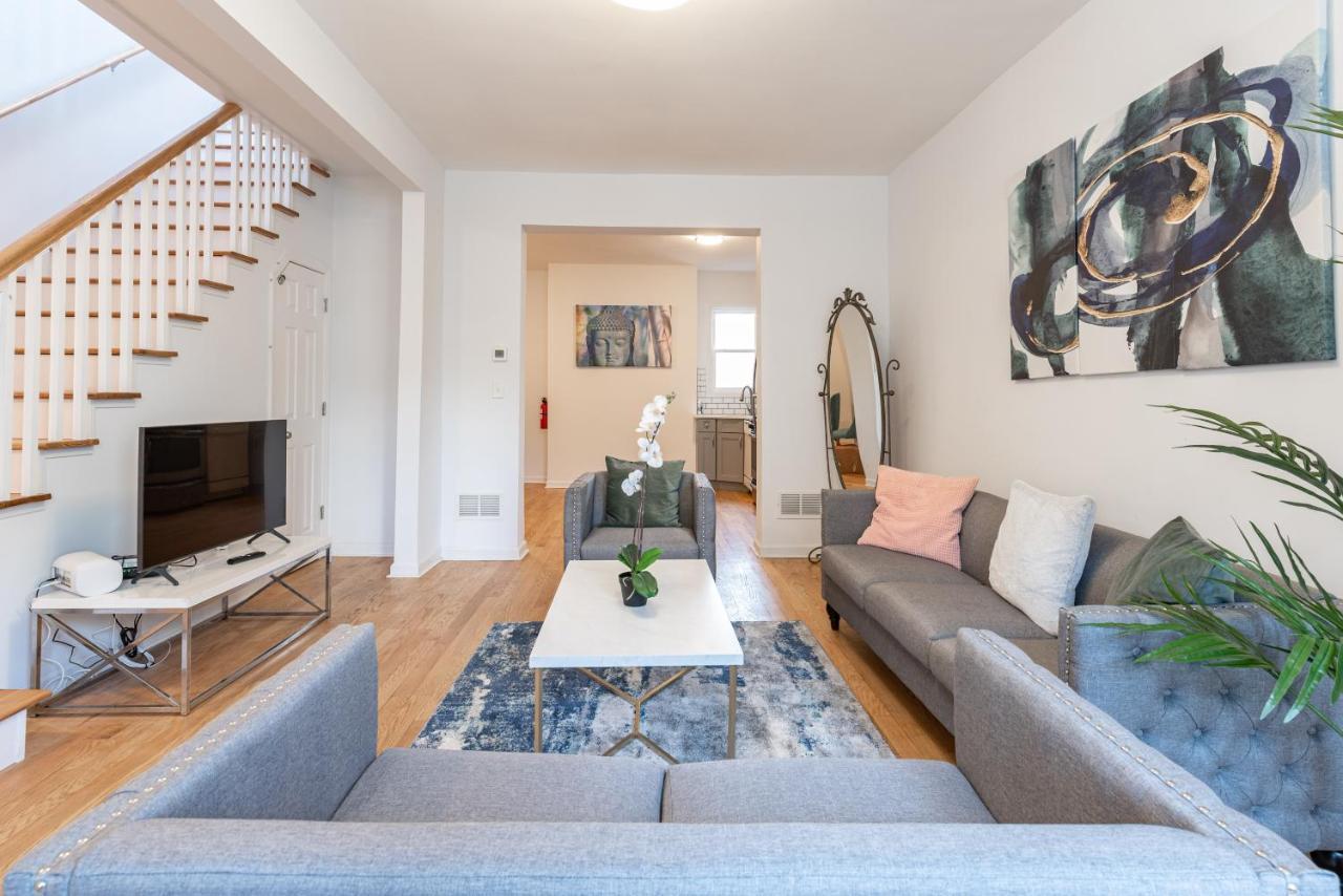 Вилла Tranquil Town House With Parking And Laundry - Just 25 Minutes To Time Square! Джерси-Сити Экстерьер фото